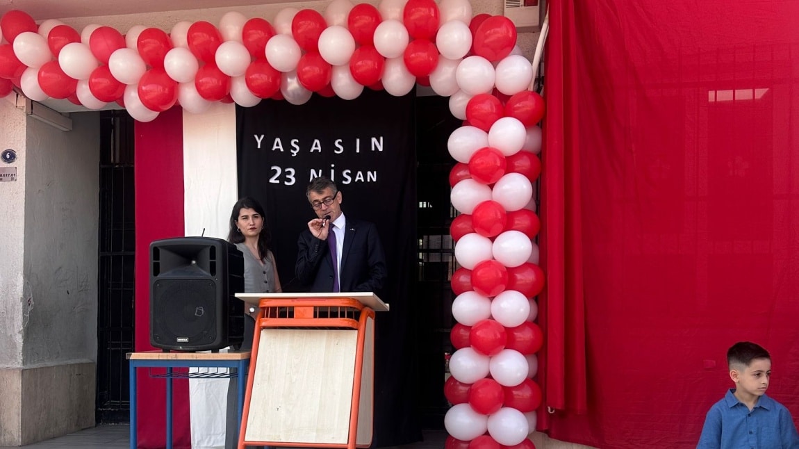 23 NİSAN OKULUMUZDA COŞKUYLA KUTLANDI